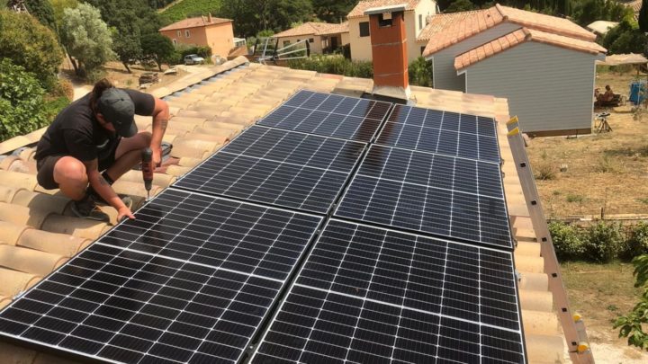 panneaux solaires à Hyères