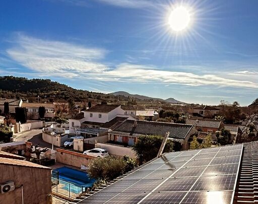 panneaux solaires pour entreprise à la crau